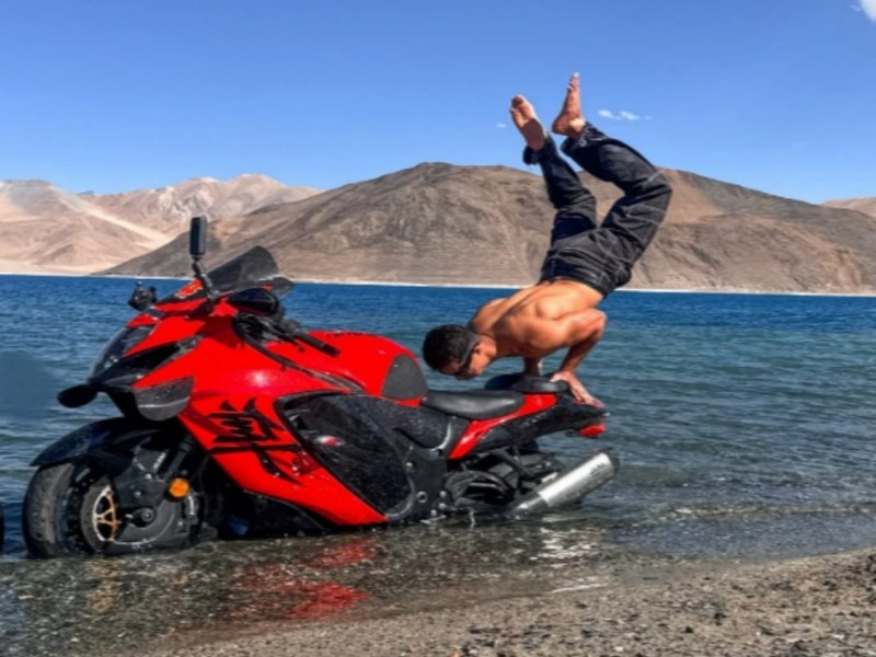 Viral stunt's boy