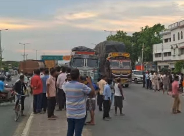 Gopalganj NH 27 Accident