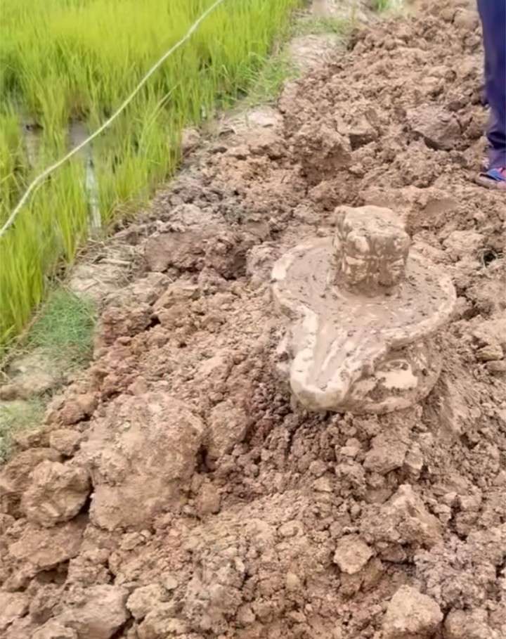 Prakat Hue Mahadev