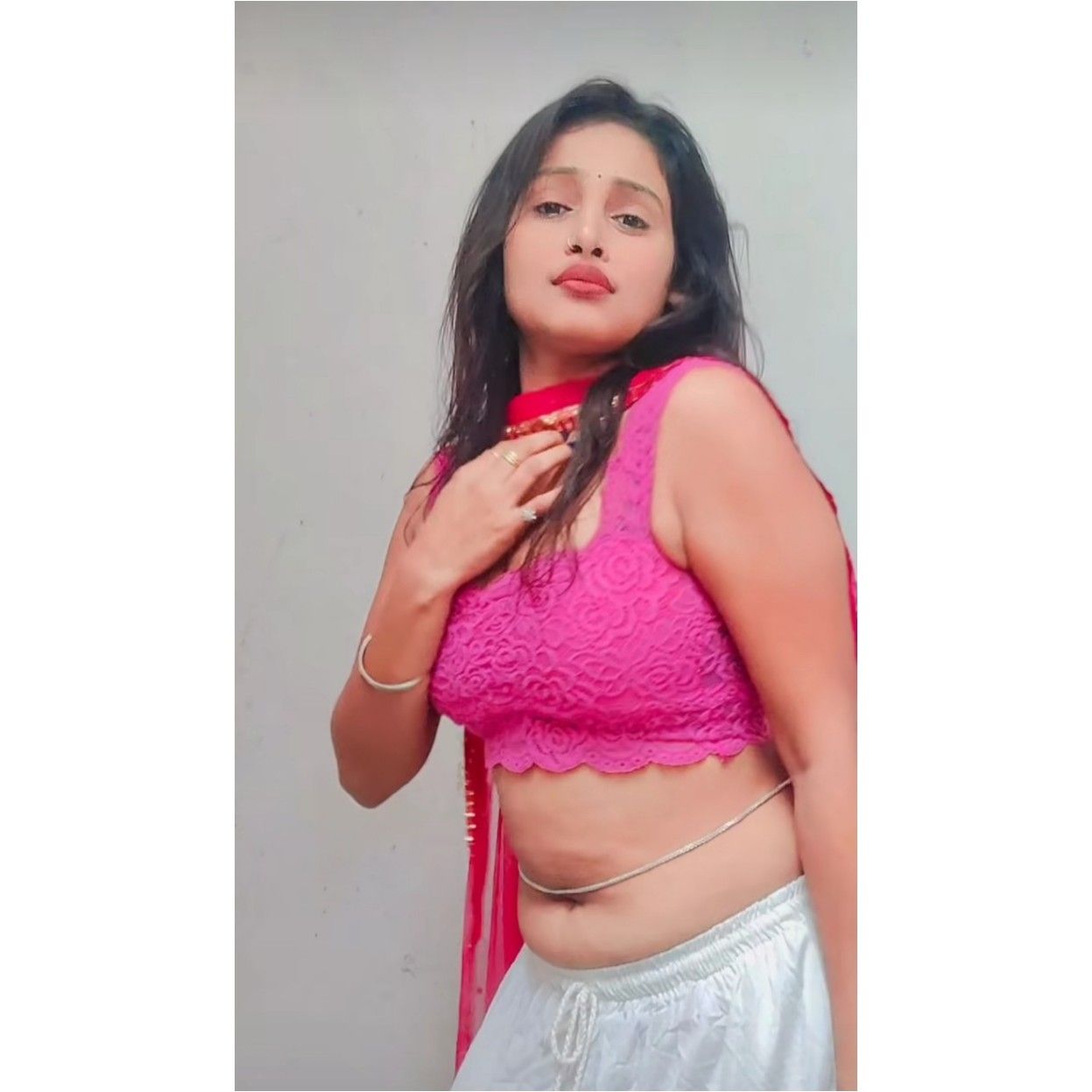 Bhojpuri dancer viral video