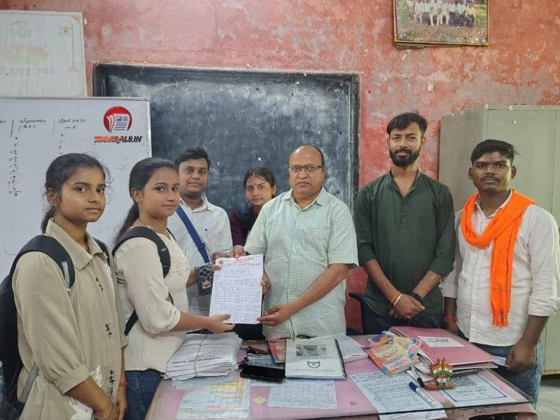 एबीवीपी ने सौपा ज्ञापन कॉलेज प्रशासन को - img